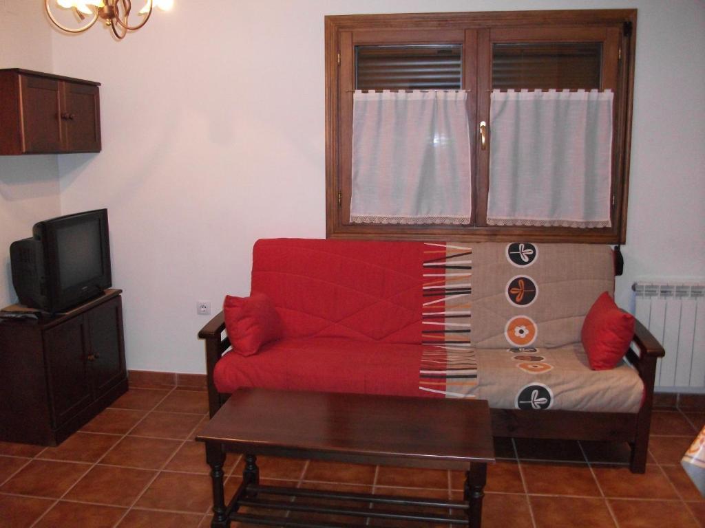 Apartamentos Arcos De Solana Vilas del Turbon Exterior photo
